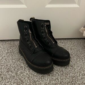 Dr. Martens SINCLAIR boots